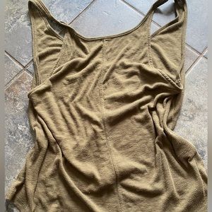 free people army green tank, flows, loose, fits sizes 2-6 depending on style